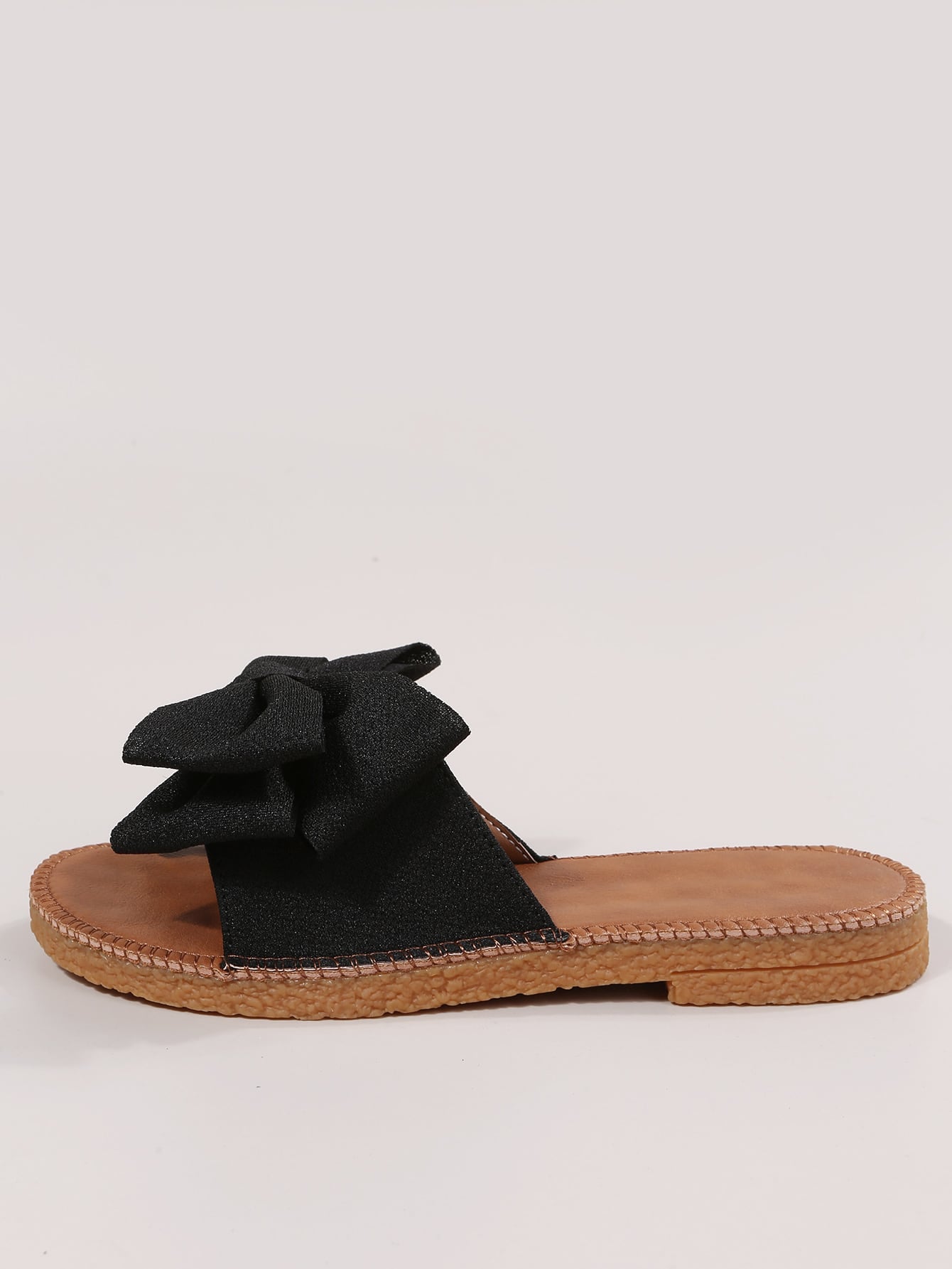 Women’s flat slide sandals with bowknot detail, open toe, and slip-on design