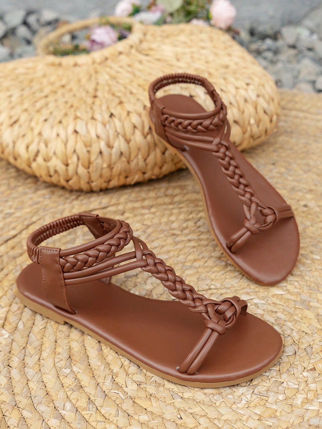 Women's white woven braid open-toe flat slip-on beach sandals
