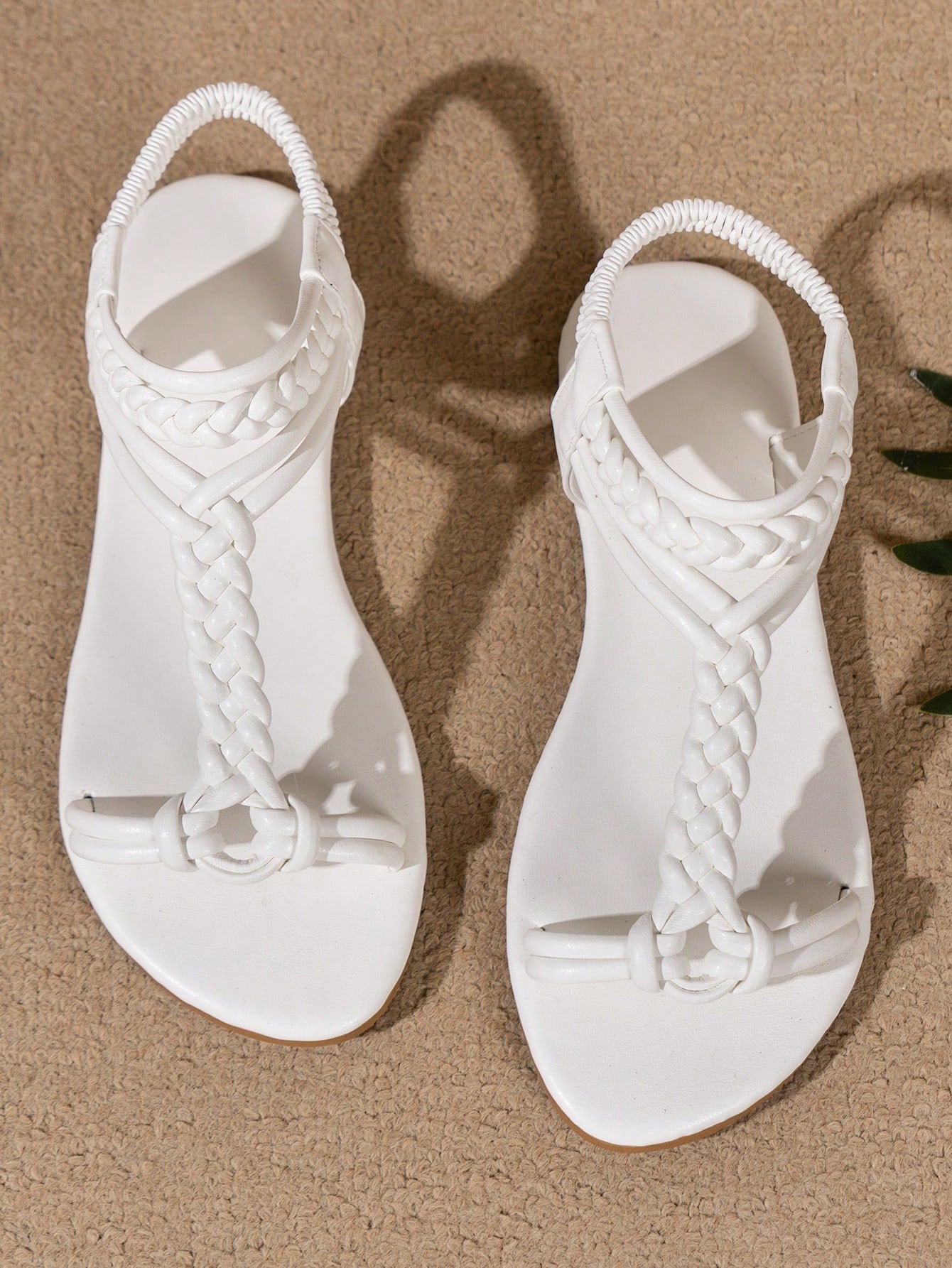 Women's white woven braid open-toe flat slip-on beach sandals