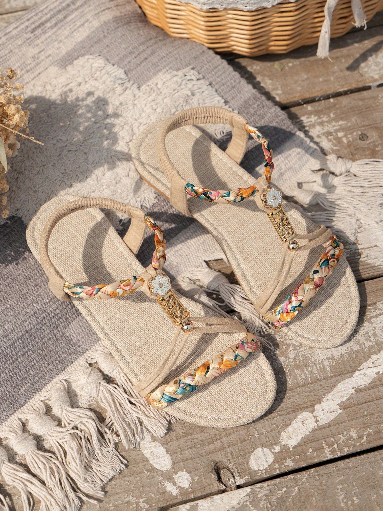 Women's woven flat slingback toe-post sandals with braid detail and floral print, lightweight beach-ready style