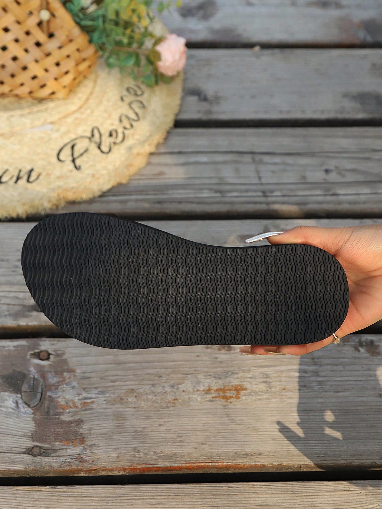 Women's wide fit platform espadrille slide sandals with toe post, textured pattern, rope detail, and flat non-slip sole for casual beach and outdoor wear