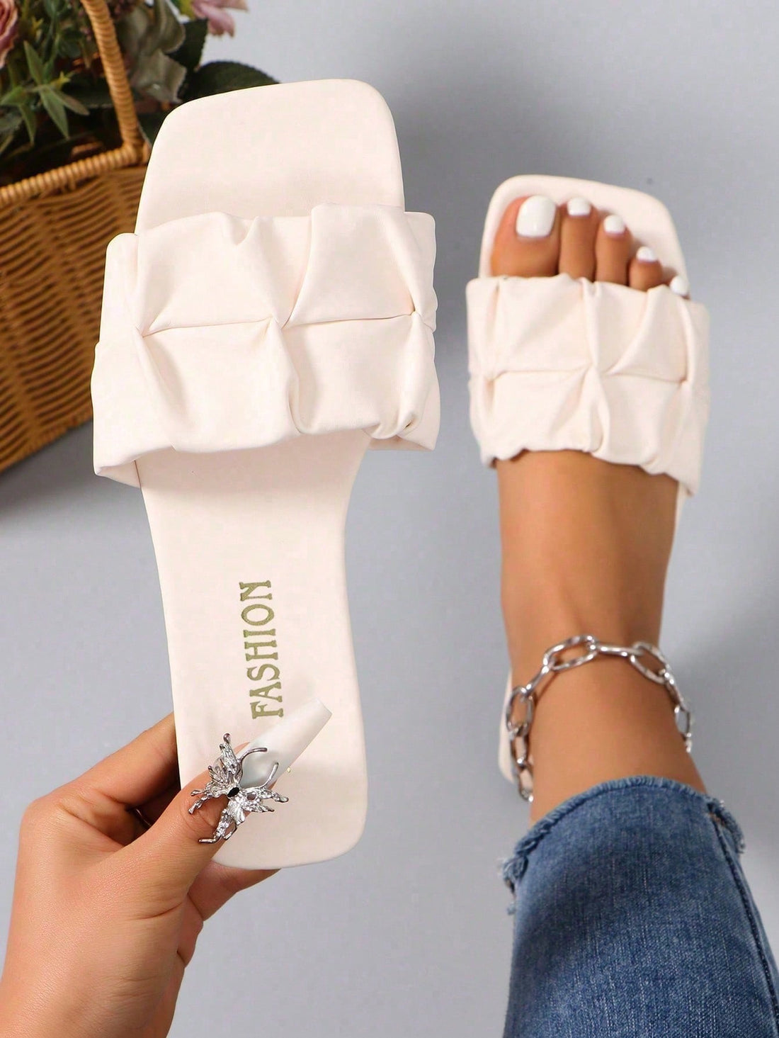 Women's flat slip-on sandals with a square open toe and ruched upper detail, casual non-slip slide style for beach, home, office, and outdoor wear.