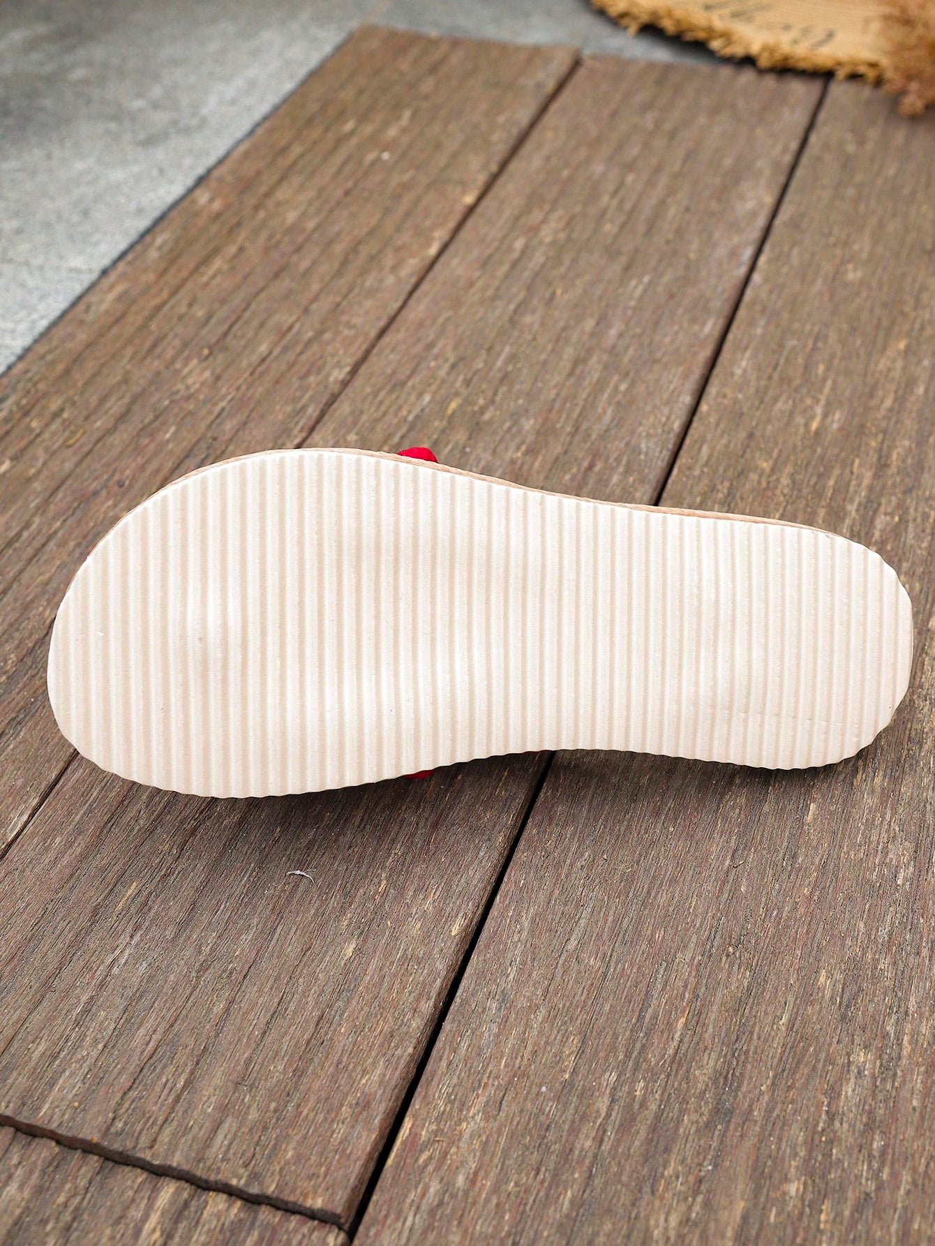 Women's red flat slide sandals with bow decor and open toe design, casual lightweight summer beach shoes