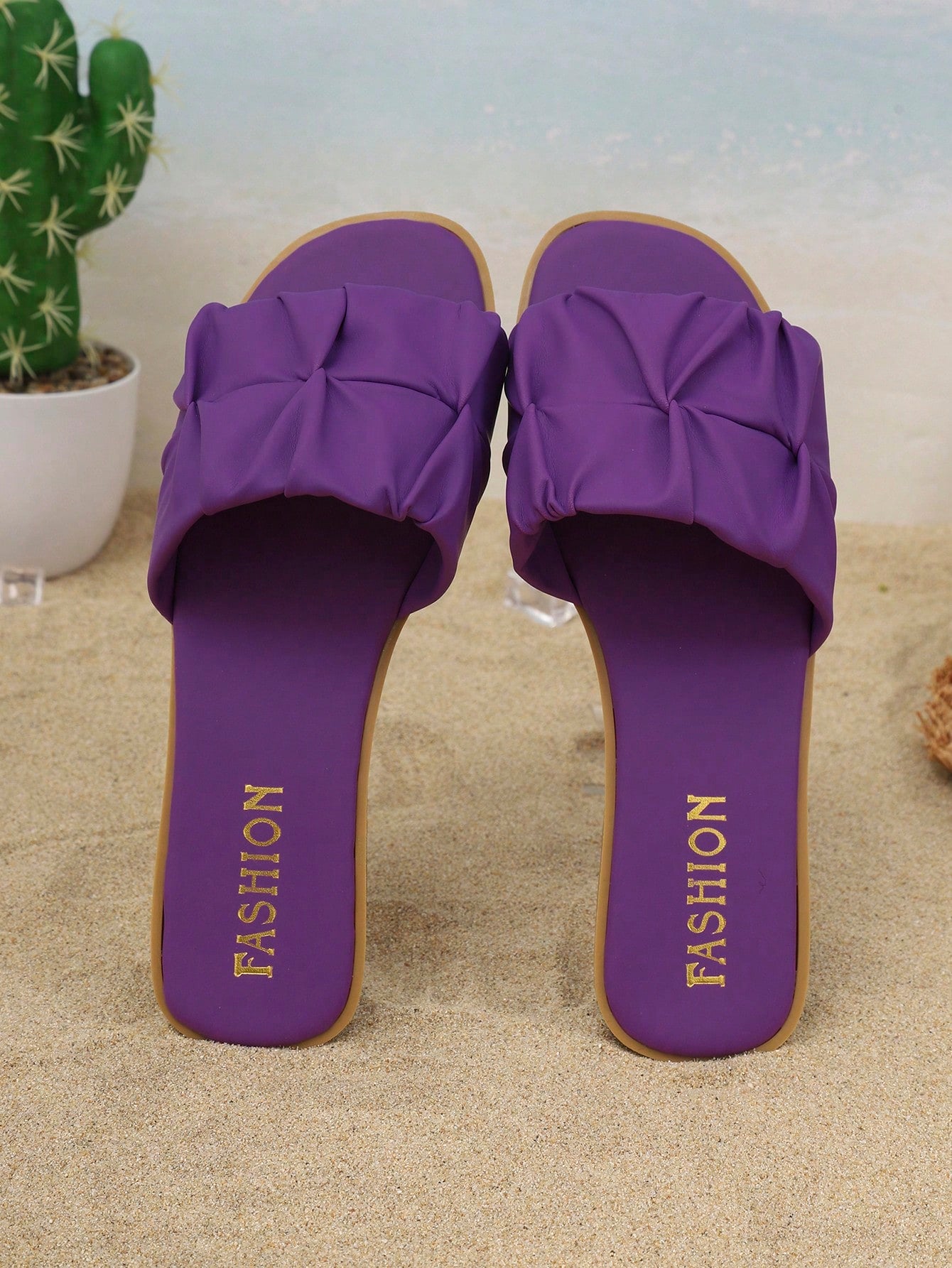 Women's open-toe flat slide sandals with pleated ruffle-edge detail and colorblock design, featuring a soft PU leather footbed and non-slip outsole for beach and casual outdoor wear.