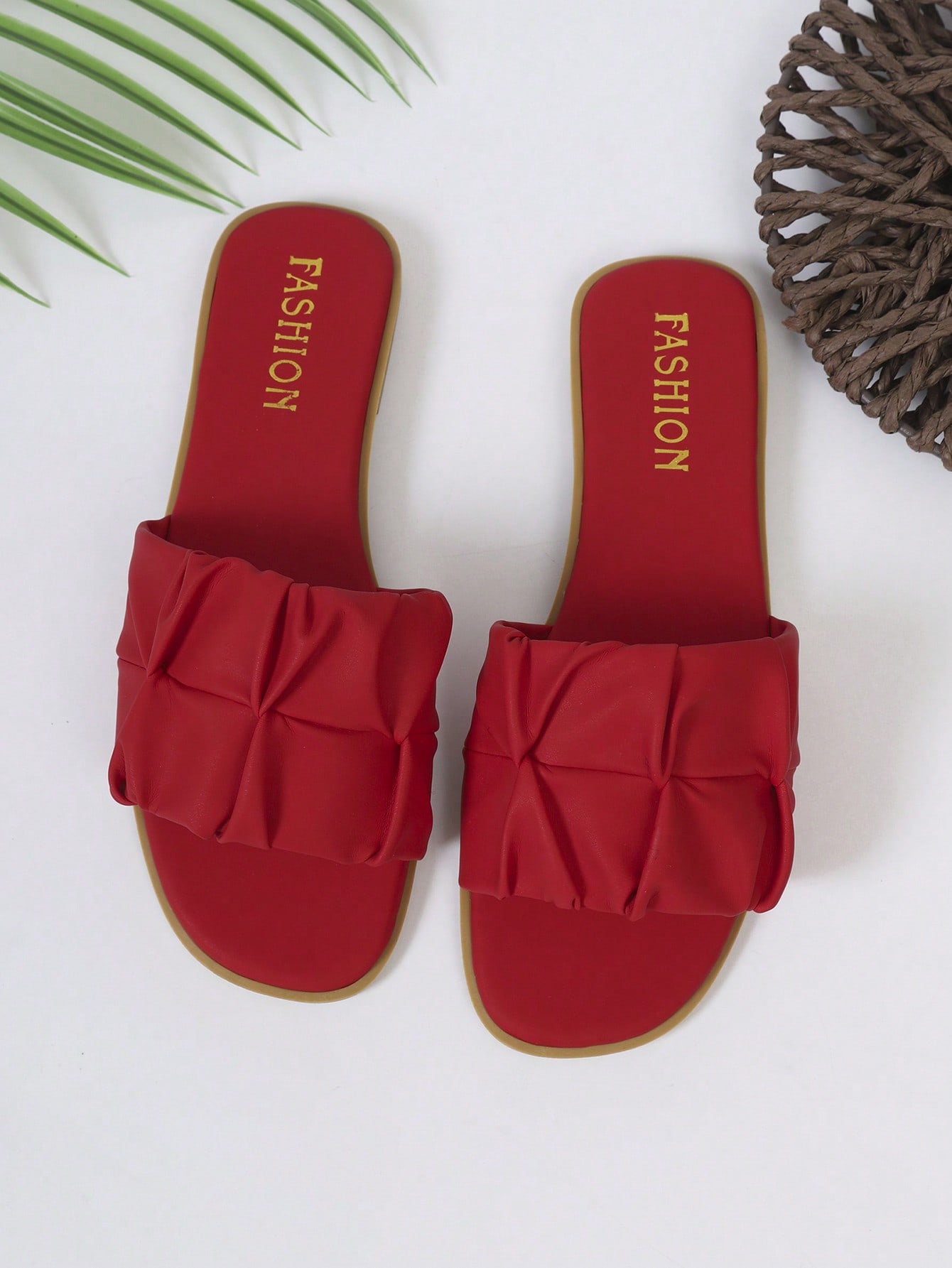 Women's open-toe flat slide sandals with pleated ruffle-edge detail and colorblock design, featuring a soft PU leather footbed and non-slip outsole for beach and casual outdoor wear.