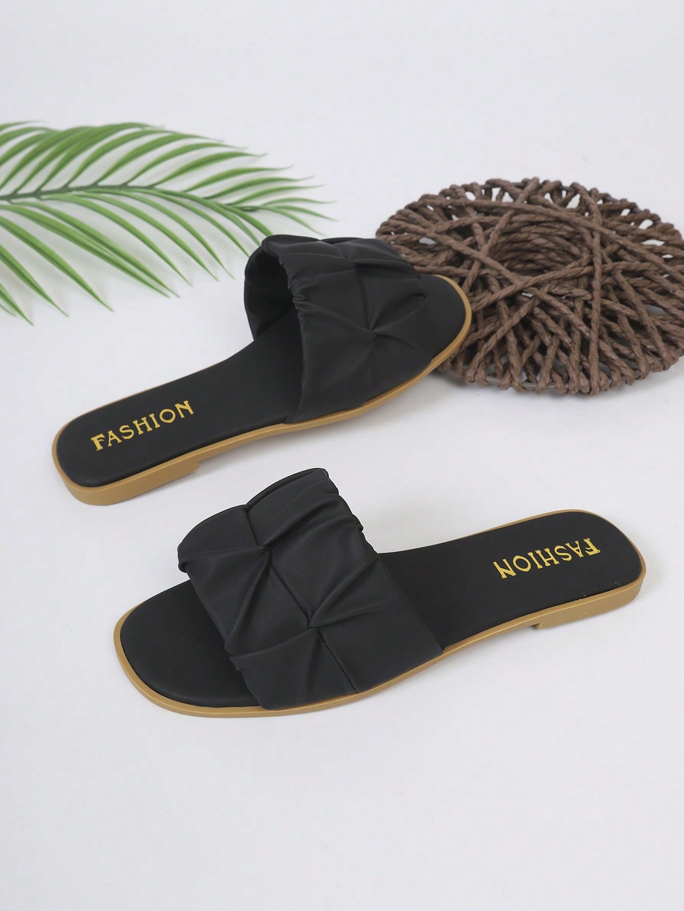 Women's open-toe flat slide sandals with pleated ruffle-edge detail and colorblock design, featuring a soft PU leather footbed and non-slip outsole for beach and casual outdoor wear.
