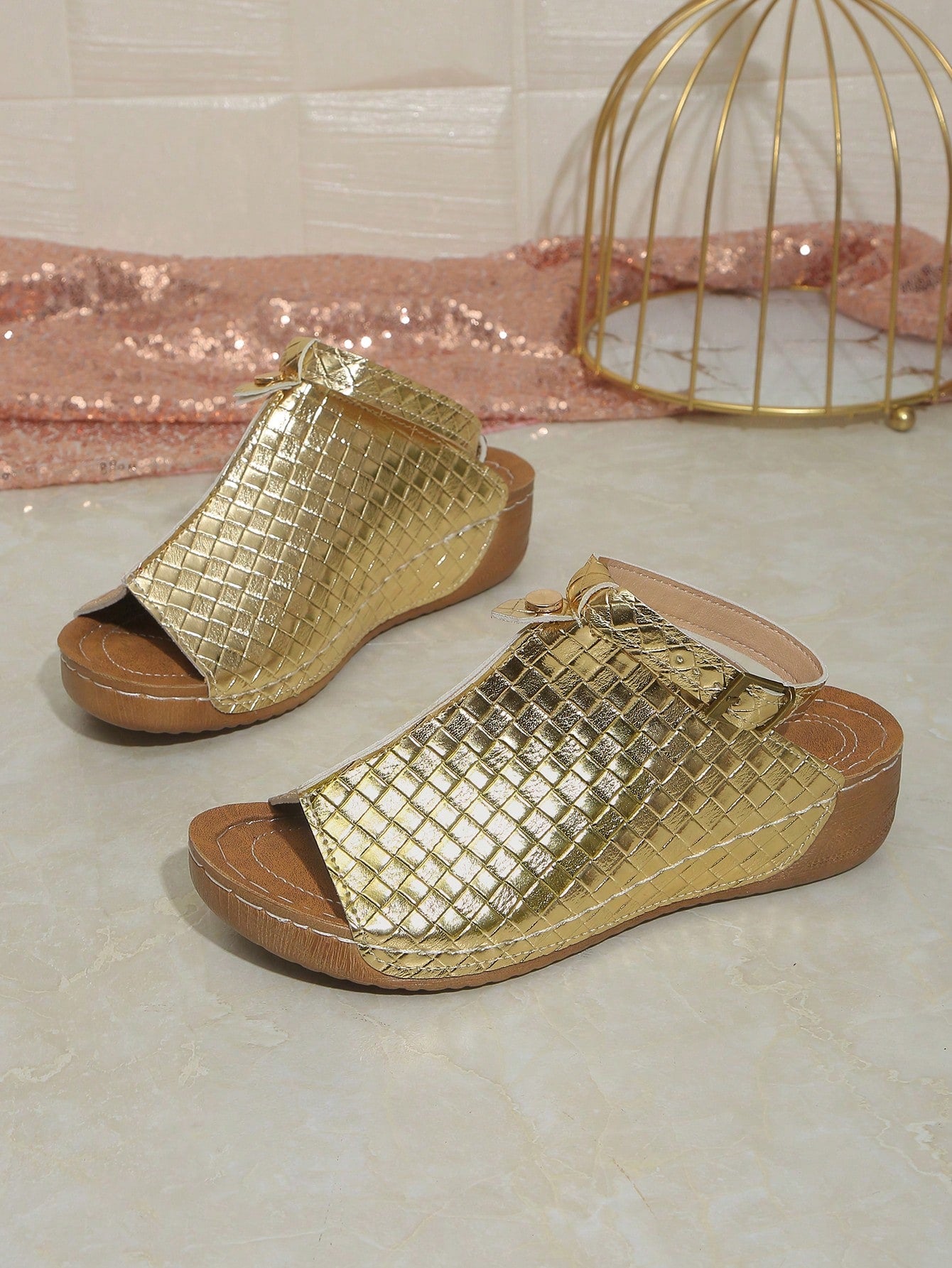 Women's open-toe platform wedge beach sandals with thick sole, stitching detail, floral accents, buckle closure, and removable adjustable shoelaces.