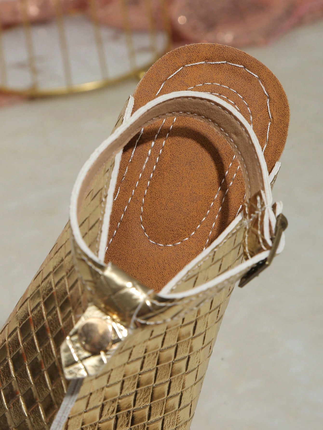 Women's open-toe platform wedge beach sandals with thick sole, stitching detail, floral accents, buckle closure, and removable adjustable shoelaces.