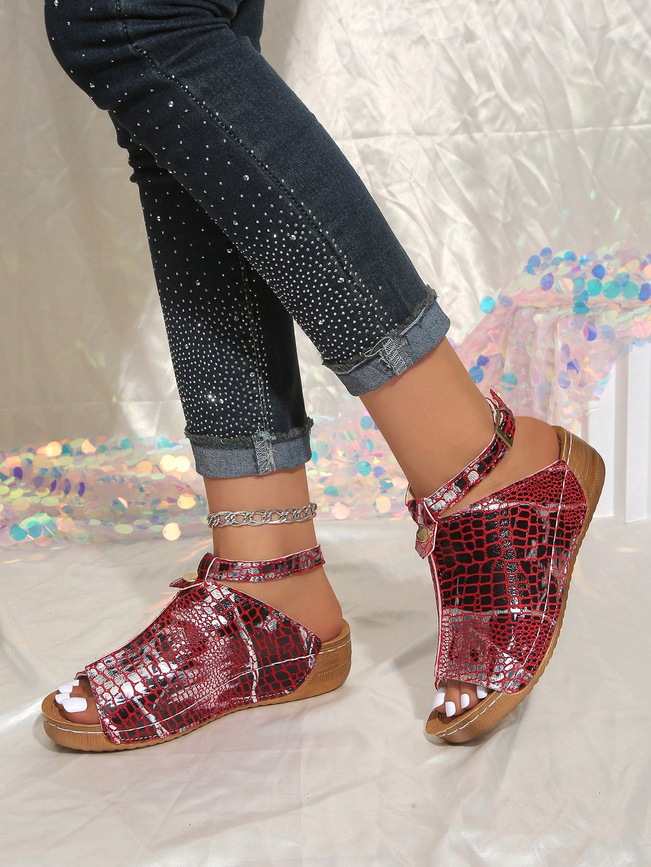 Women's open-toe platform wedge beach sandals with thick sole, stitching detail, floral accents, buckle closure, and removable adjustable shoelaces.