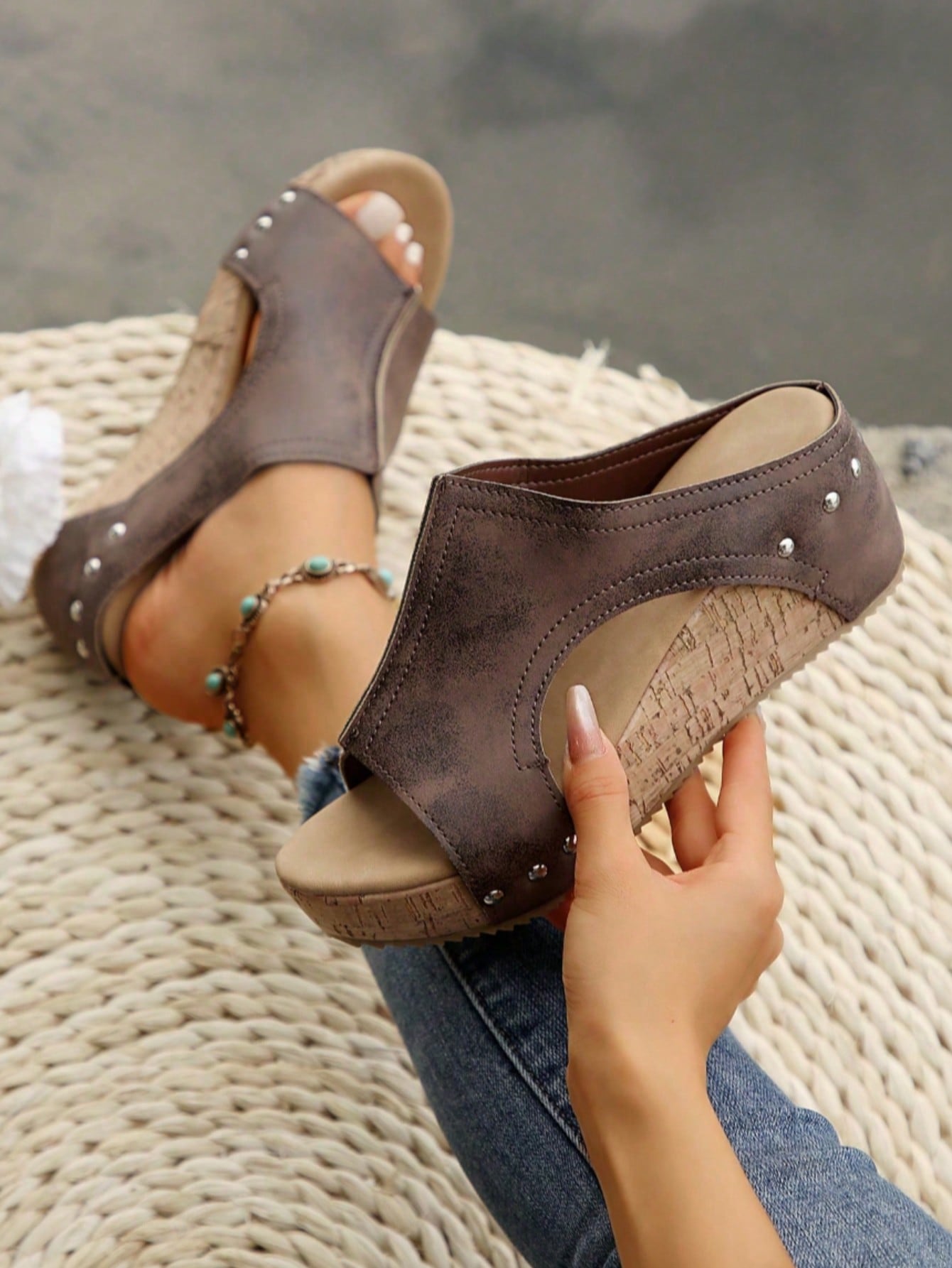 Women's plain slip-on slippers with a round toe, platform sole, and studded details, designed for casual daily wear and vacation outfits.