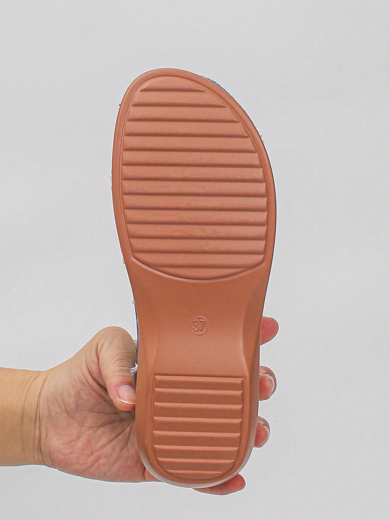 Women's beige and blue colorblock slingback sandals with adjustable buckle, open toe, and flat platform wedge sole, shown as casual beach and daily wear slip-on sandals.