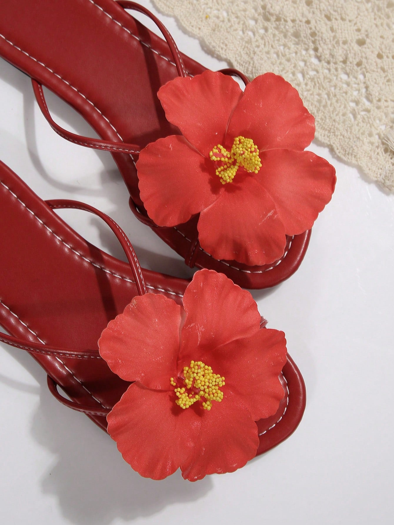 Women's open-toe flat slide sandals with a single strap and applique detail, glamorous casual style for beach and daily wear.