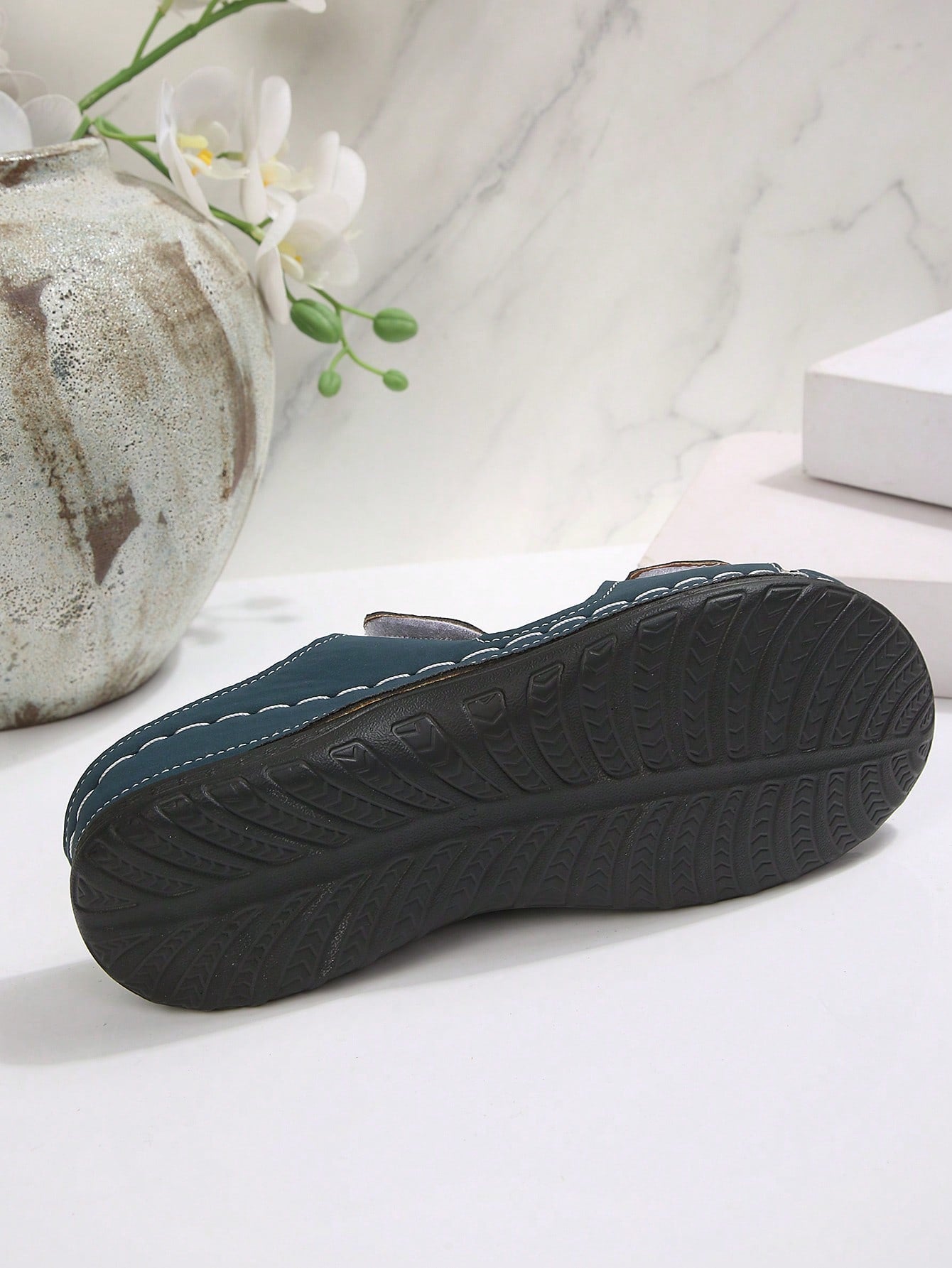 Women's color block platform flat sandals with open toe, criss-cross straps, and hook-loop closure, featuring a low heel thick sole design for casual vacation wear.