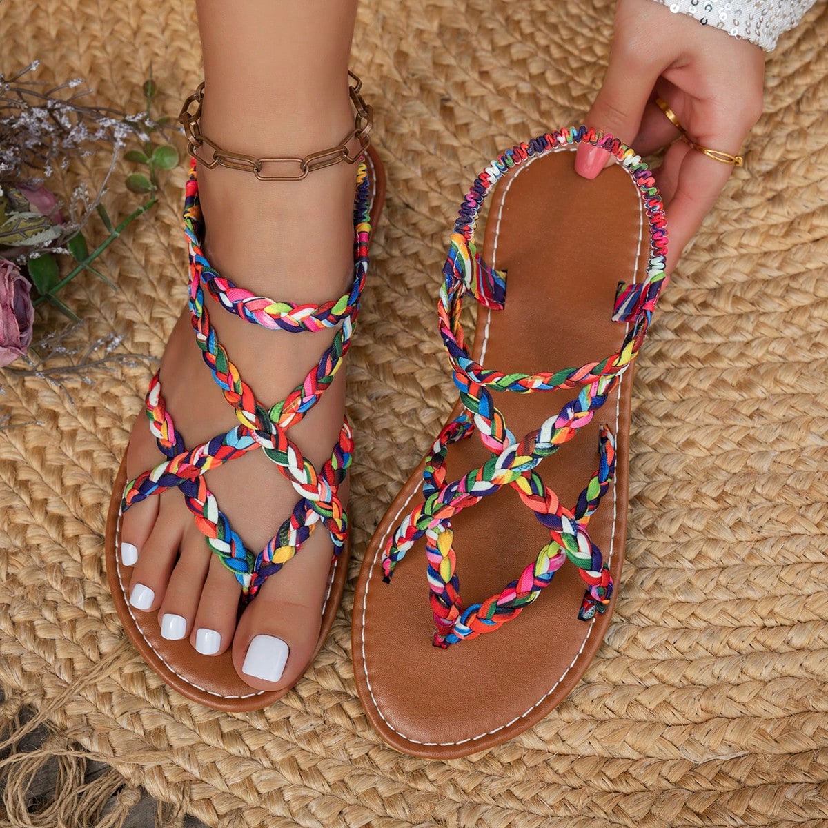 Women’s leopard print woven flat slide sandals with cut-out details and open toe silhouette, casual beach-style slip-on design.