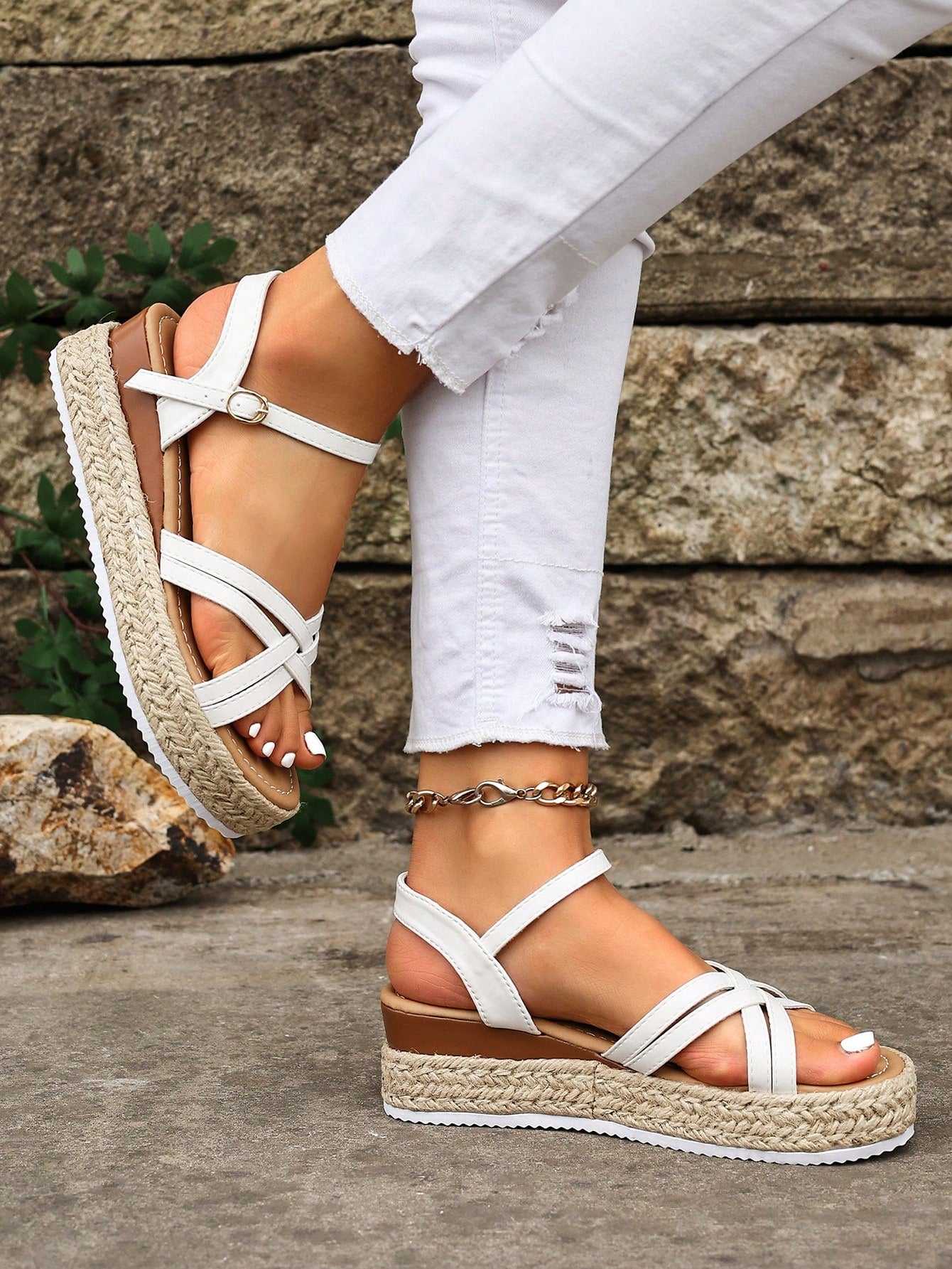 Women's thick sole flip flop sandals with adjustable buckle strap, toe post design, and flatform mid heel in a casual vacation style.