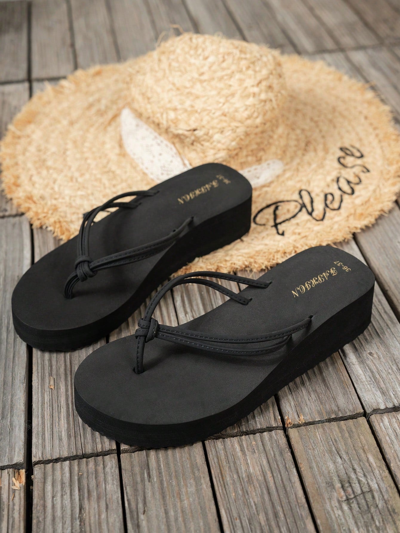 Pair of women’s coffee brown 4cm wedge thong sandals with solid color design and knotted strap detail, suitable for beach holidays and outdoor spring/summer wear.