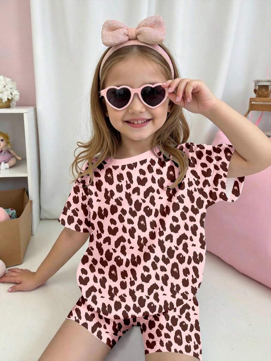 Young Girl Young Girl Casual Minimalist Short Sleeve T-Shirt And Shorts 2-Piece Set Suitable For Summer