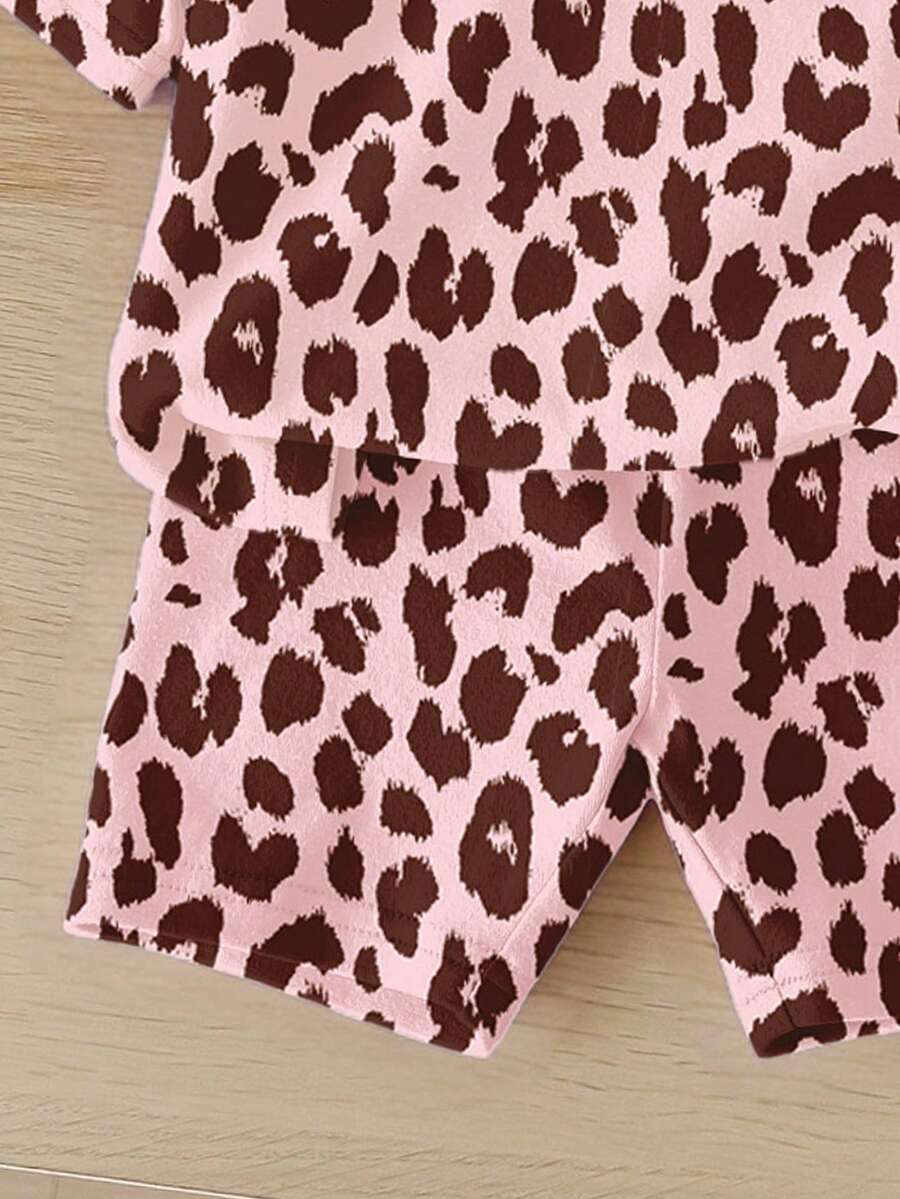 Young Girl Young Girl Casual Minimalist Short Sleeve T-Shirt And Shorts 2-Piece Set Suitable For Summer