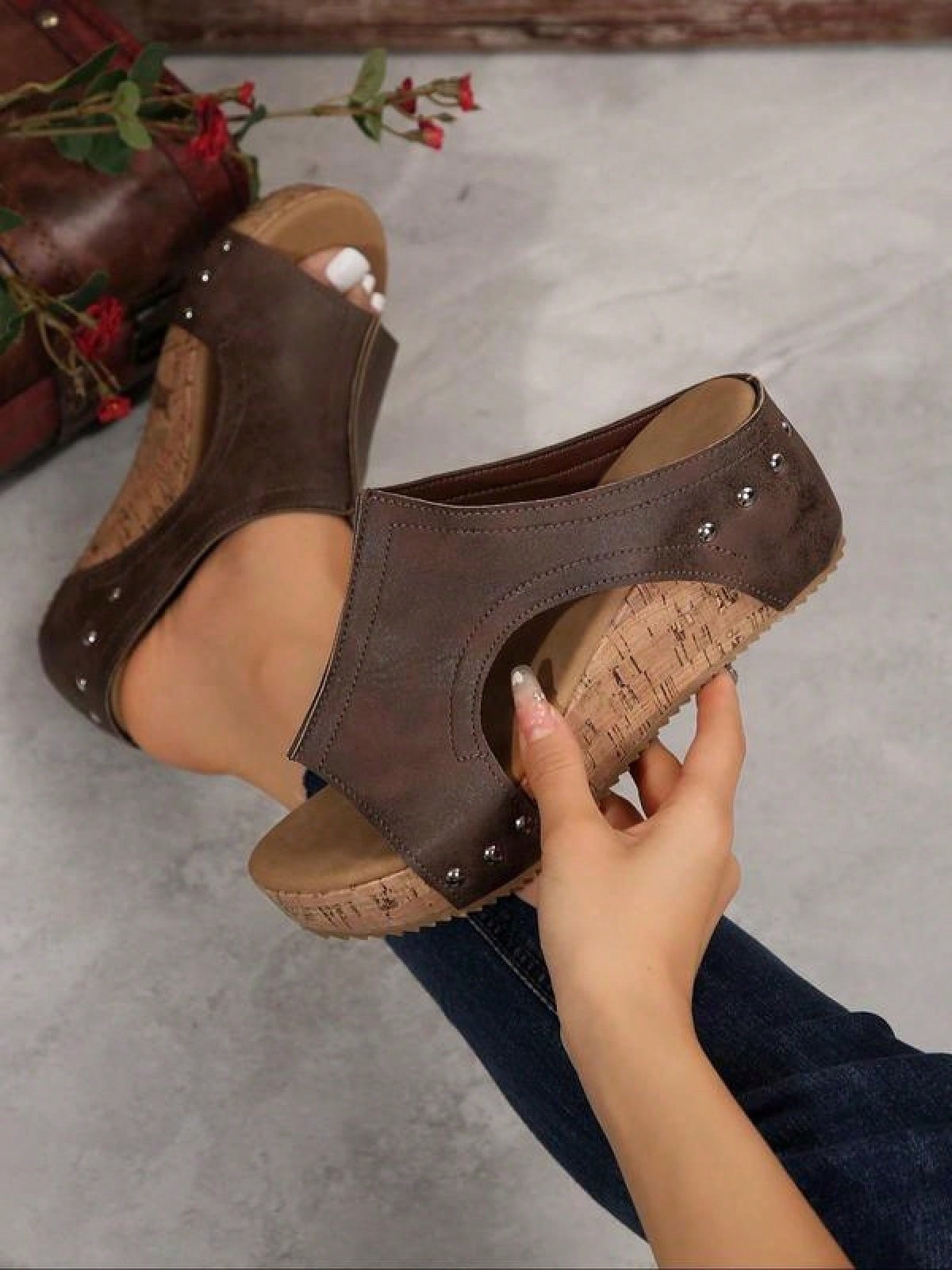 Women's plain slip-on slippers with a round toe, platform sole, and studded details, designed for casual daily wear and vacation outfits.