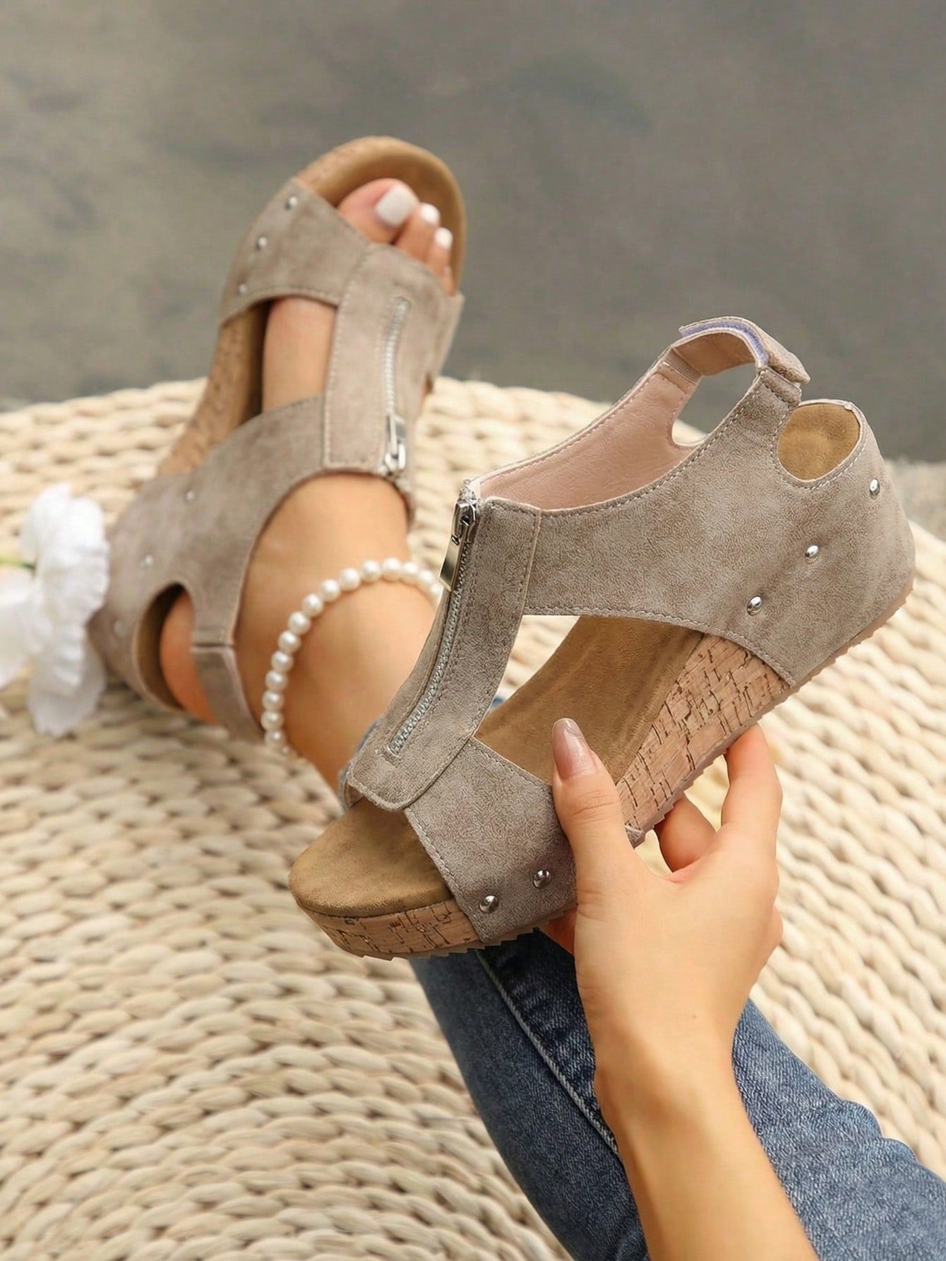 Women's plain slip-on slippers with a round toe, platform sole, and studded details, designed for casual daily wear and vacation outfits.