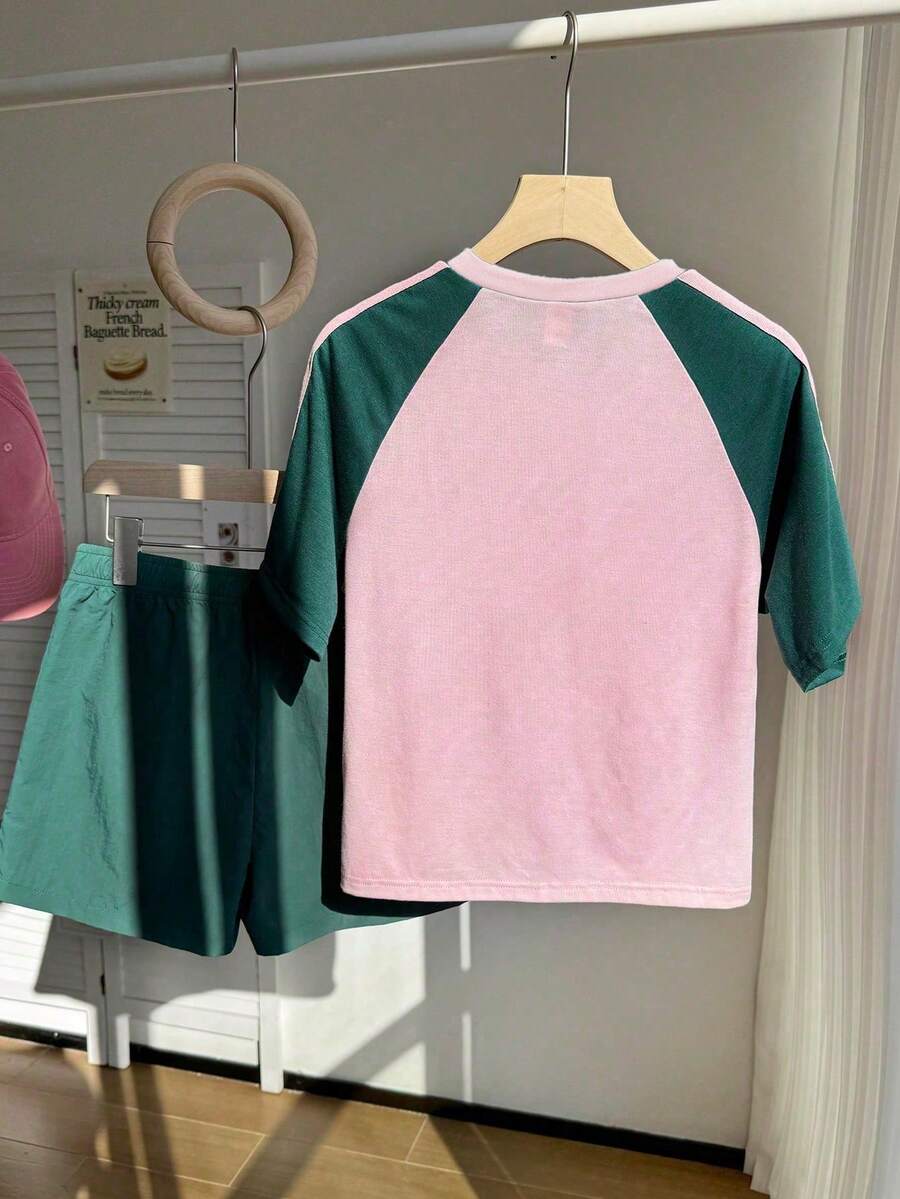 Genkimix Kids Young Girls Casual Light Sports Print Leopard Raglan T-Shirt With Cute Bow Front, Contrast Pink Knit Jersey Fabric, Y2K Retro Double Stripe Leopard Shorts Set, Suitable For Casual Activities, Street Style, Sports