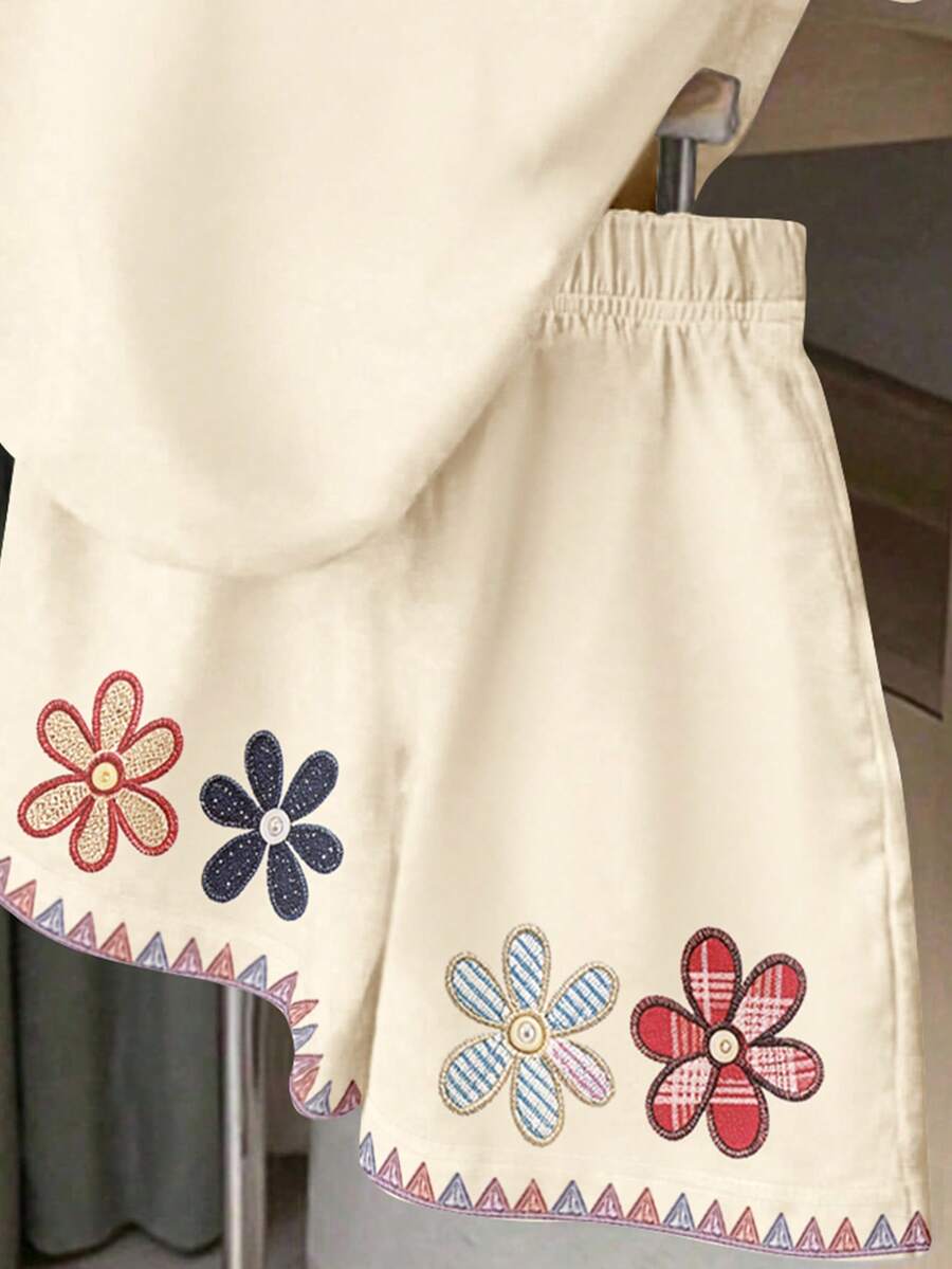 Young Girl Young Girl Casual Minimalist Short Sleeve T-Shirt And Shorts 2-Piece Set Suitable For Summer