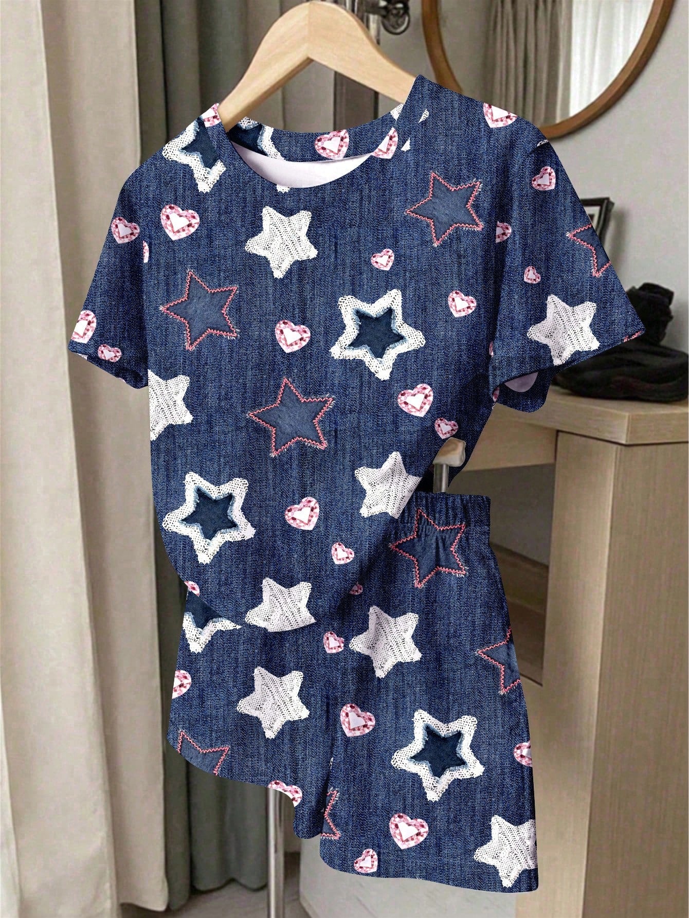 Young Girl Young Girl Casual Minimalist Short Sleeve T-Shirt And Shorts 2-Piece Set Suitable For Summer
