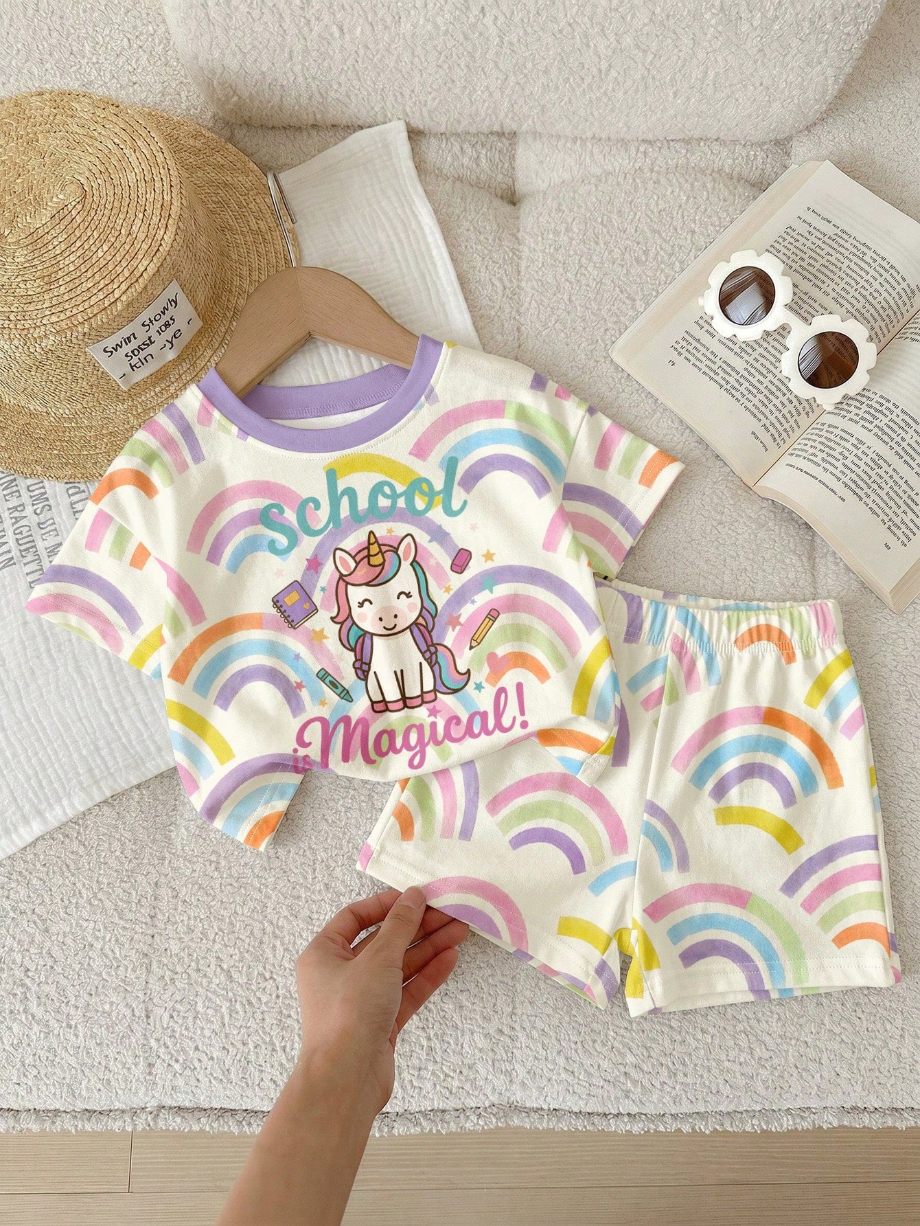 Young Girl Young Girl Casual Minimalist Short Sleeve T-Shirt And Shorts 2-Piece Set Suitable For Summer