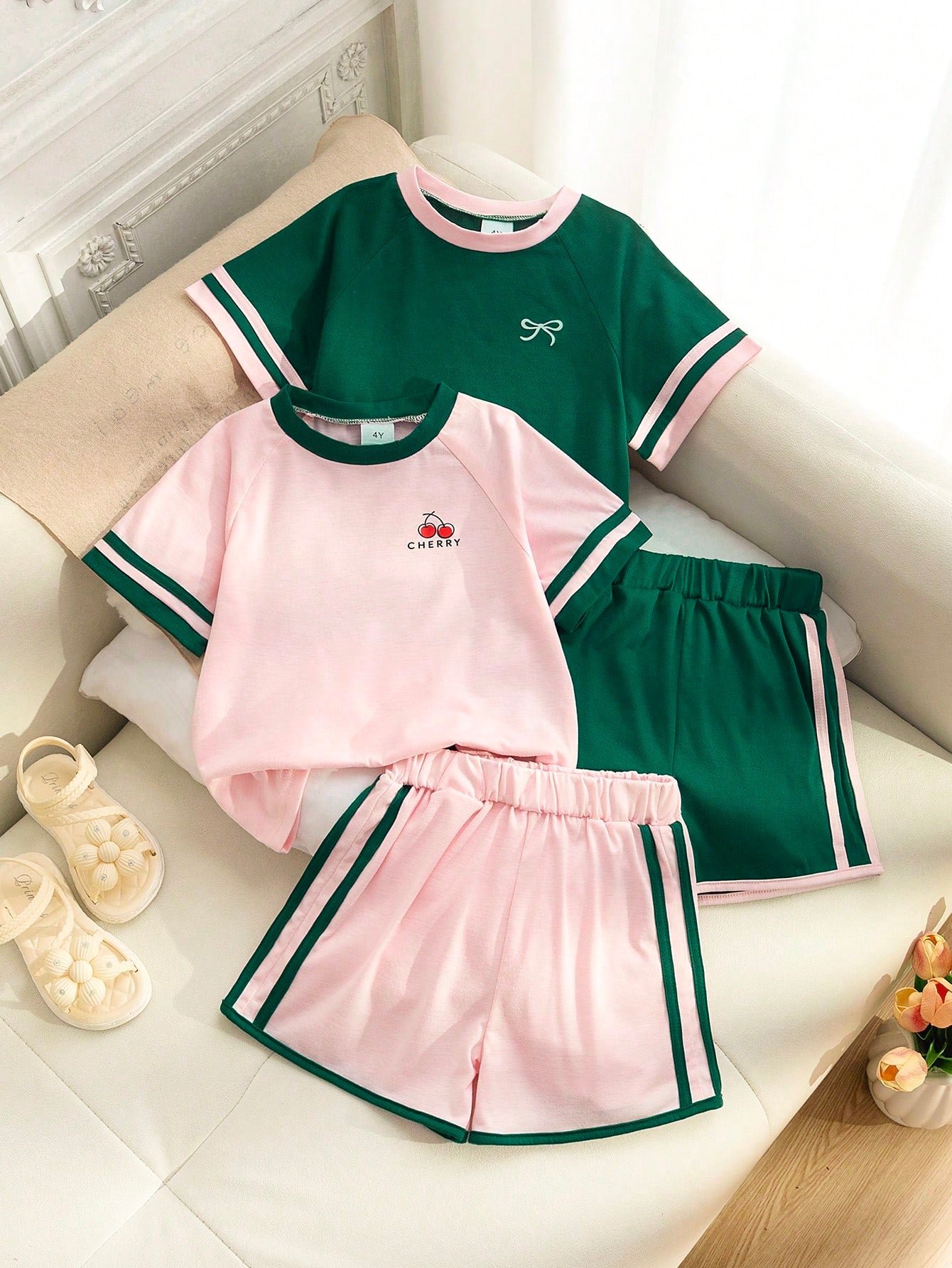 Genkimix Kids Young Girls Casual Light Sports Print Leopard Raglan T-Shirt With Cute Bow Front, Contrast Pink Knit Jersey Fabric, Y2K Retro Double Stripe Leopard Shorts Set, Suitable For Casual Activities, Street Style, Sports