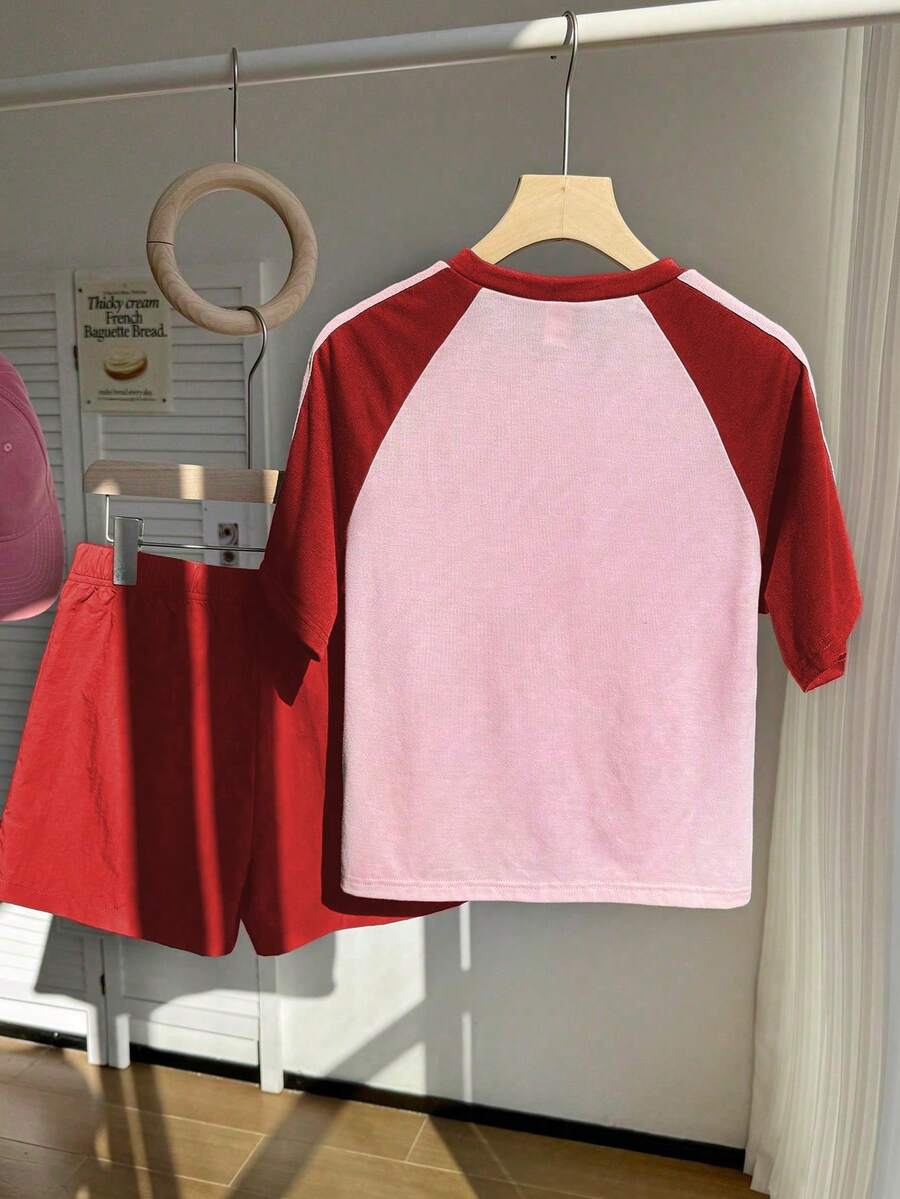 Genkimix Kids Young Girls Casual Light Sports Print Leopard Raglan T-Shirt With Cute Bow Front, Contrast Pink Knit Jersey Fabric, Y2K Retro Double Stripe Leopard Shorts Set, Suitable For Casual Activities, Street Style, Sports